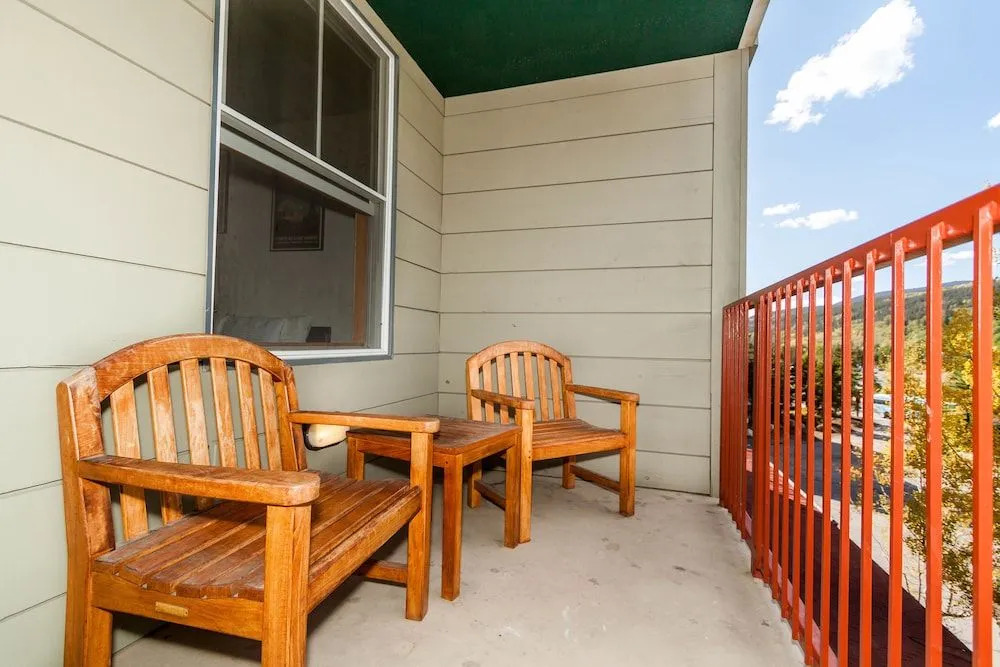 Silver Mill #8222 - 1 Br Condo
