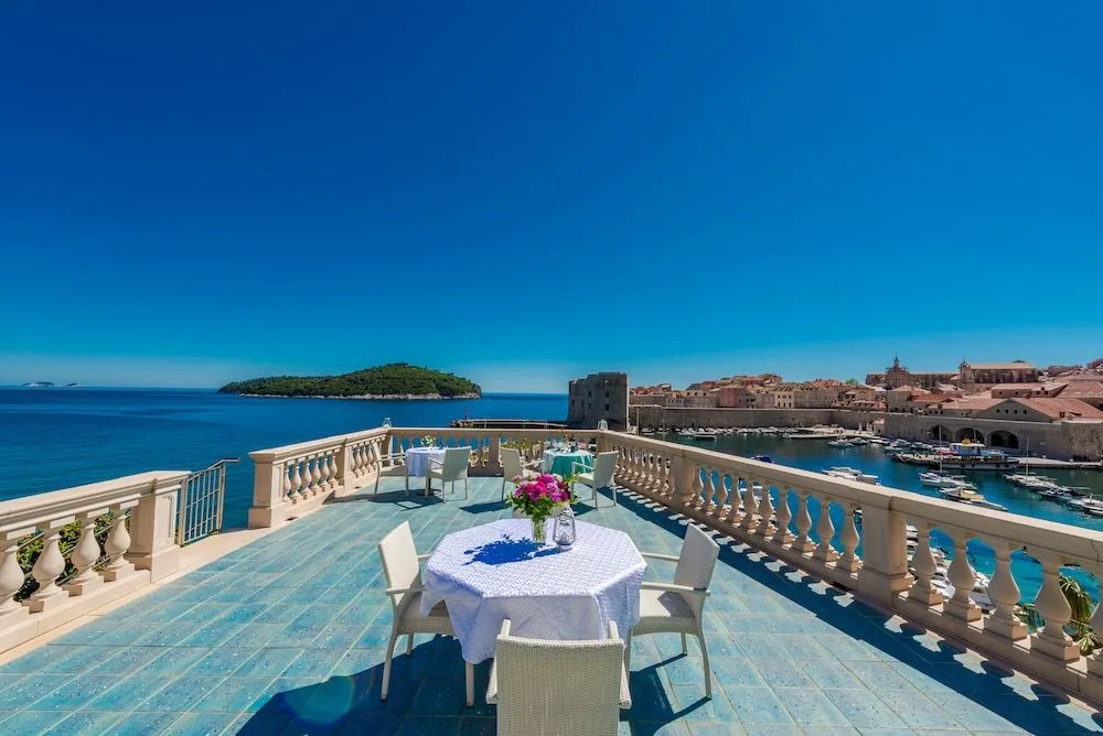 Villa Adriatica - 4 bedroom vacation house