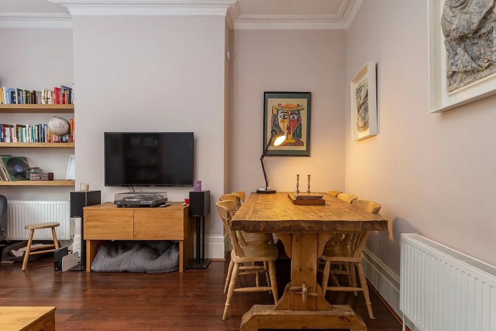 2 Bedroom Flat In Herne Hill With Garden