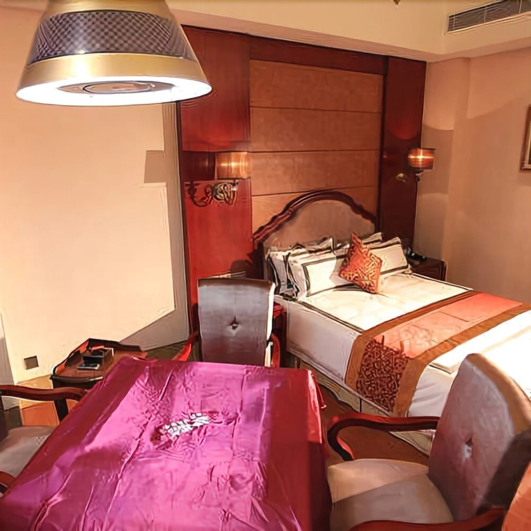 Yijiasheng Hotel