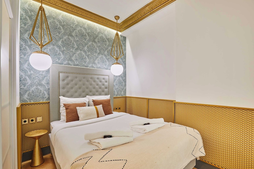 Superbe Flat With AC Champs Elysees Av Montaigne