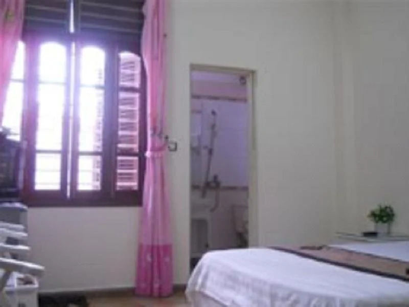 Phu Nhuan Hotel 2