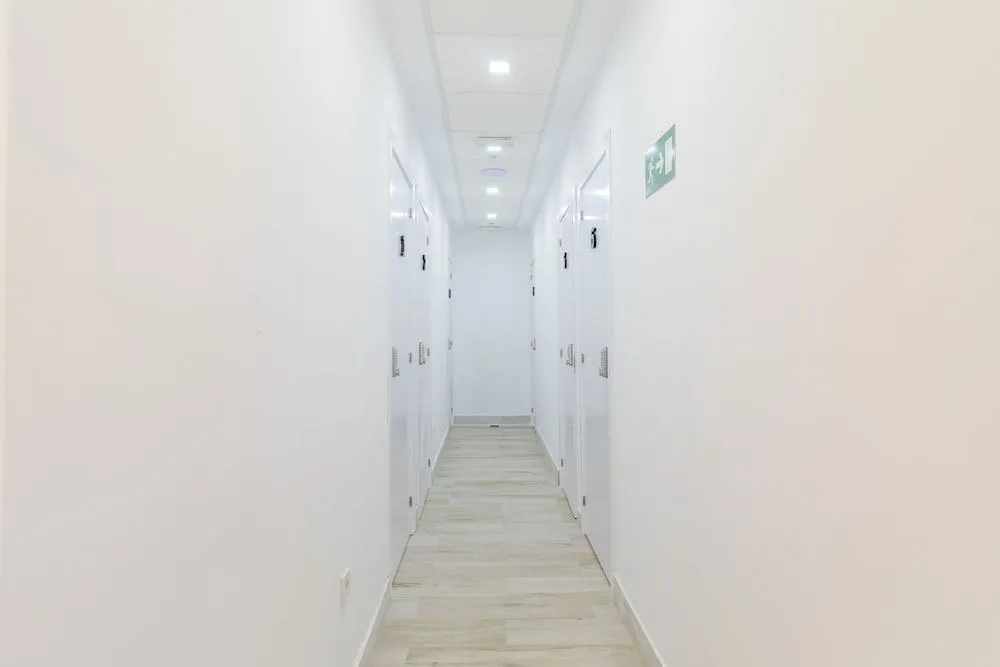 AYZ Silvela - Auto check-in property