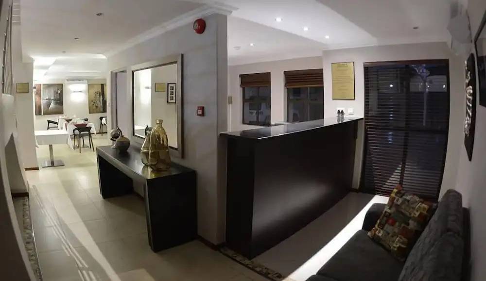 Regent Hotel Kgale