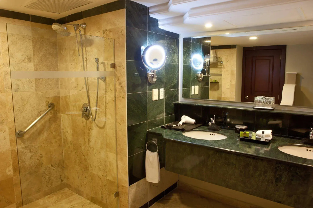 Villa Mercedes Curio Collection By Hilton