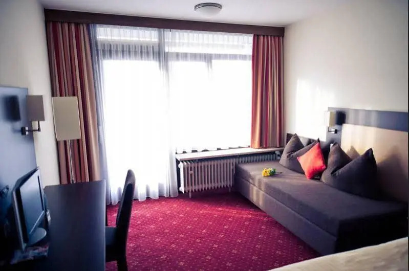Hotel Sonne Post