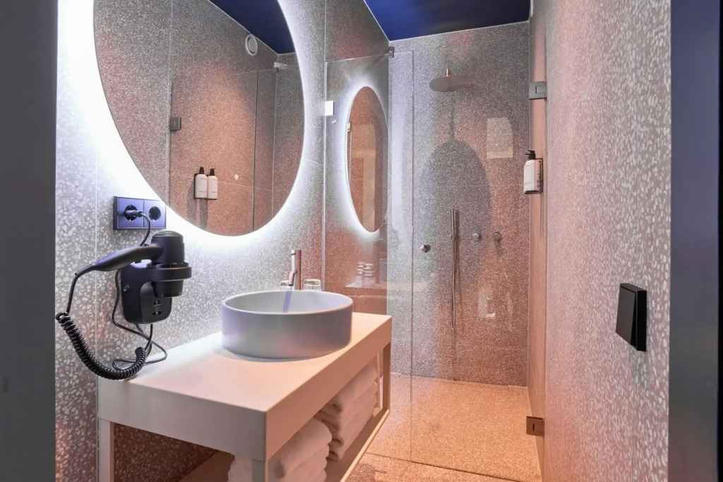 Heavens Hotel Hoorn