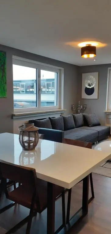 Virginie Fewo Nr 2 90qm inclusive Balkon und privatem Parkplatz