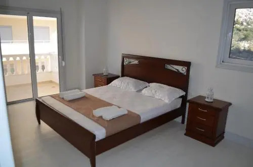 Sejdi Apartments