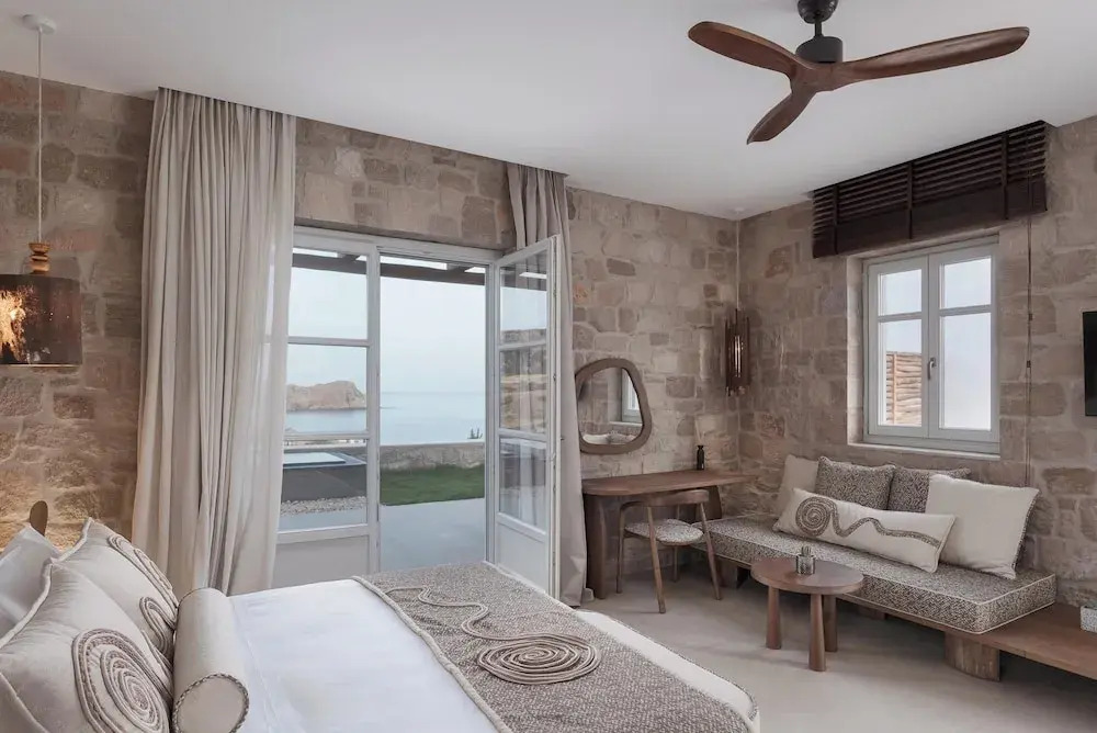 Horizon Suites Milos
