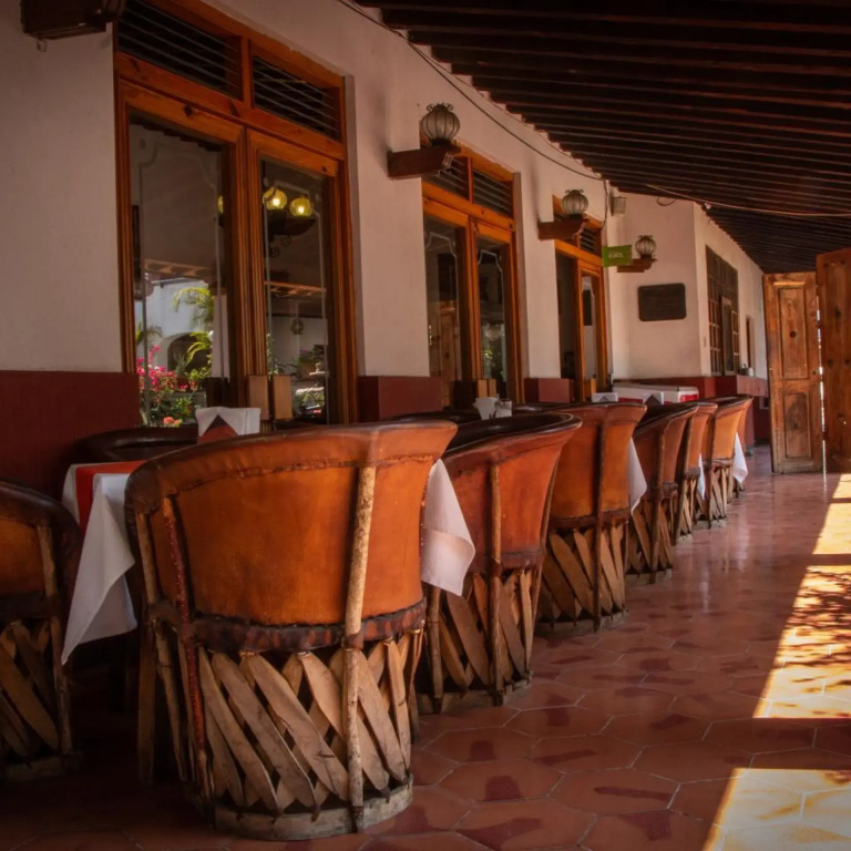 Hotel y Restaurant Embajadoras