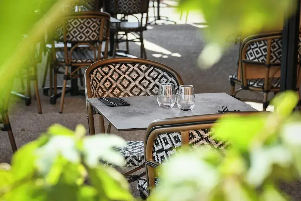 Hotel Le Belmont - Brasserie Du Guiers
