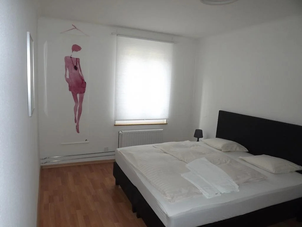 Rent a Home Eptingerstrasse - Self Check-In