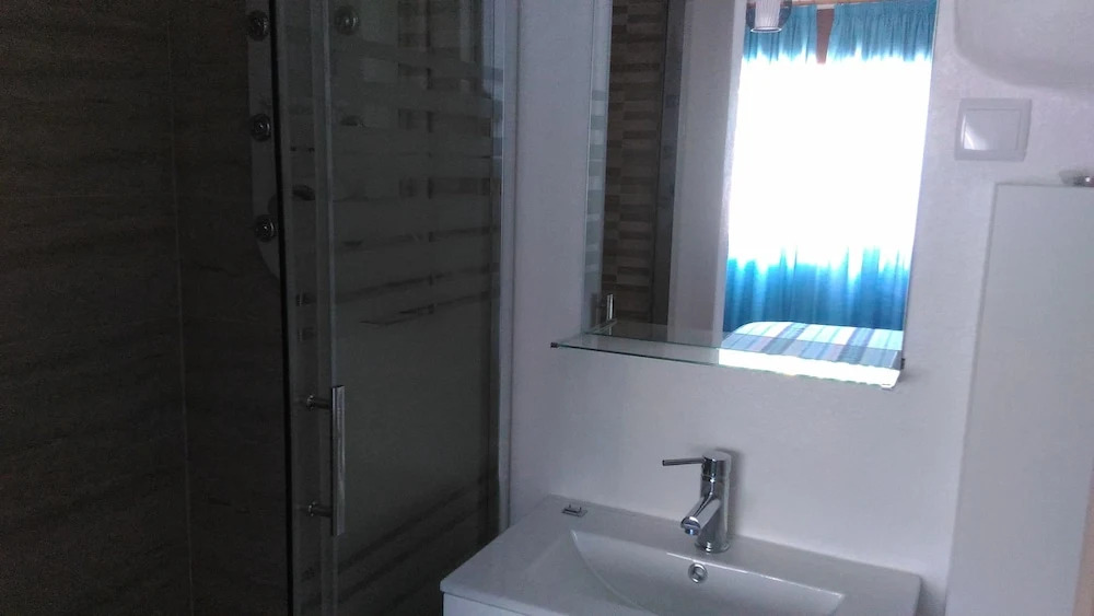 VISITAR BIOUCAS I - Casa Inteira Familiar e Grupo de Amigos