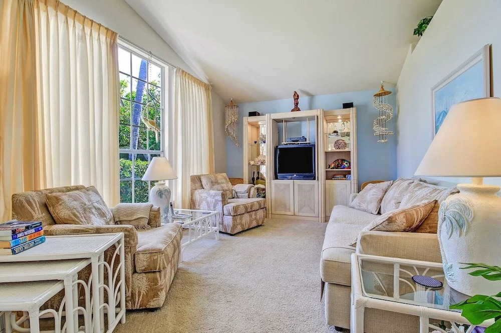 Athens Family Friendly Pool Home 1506