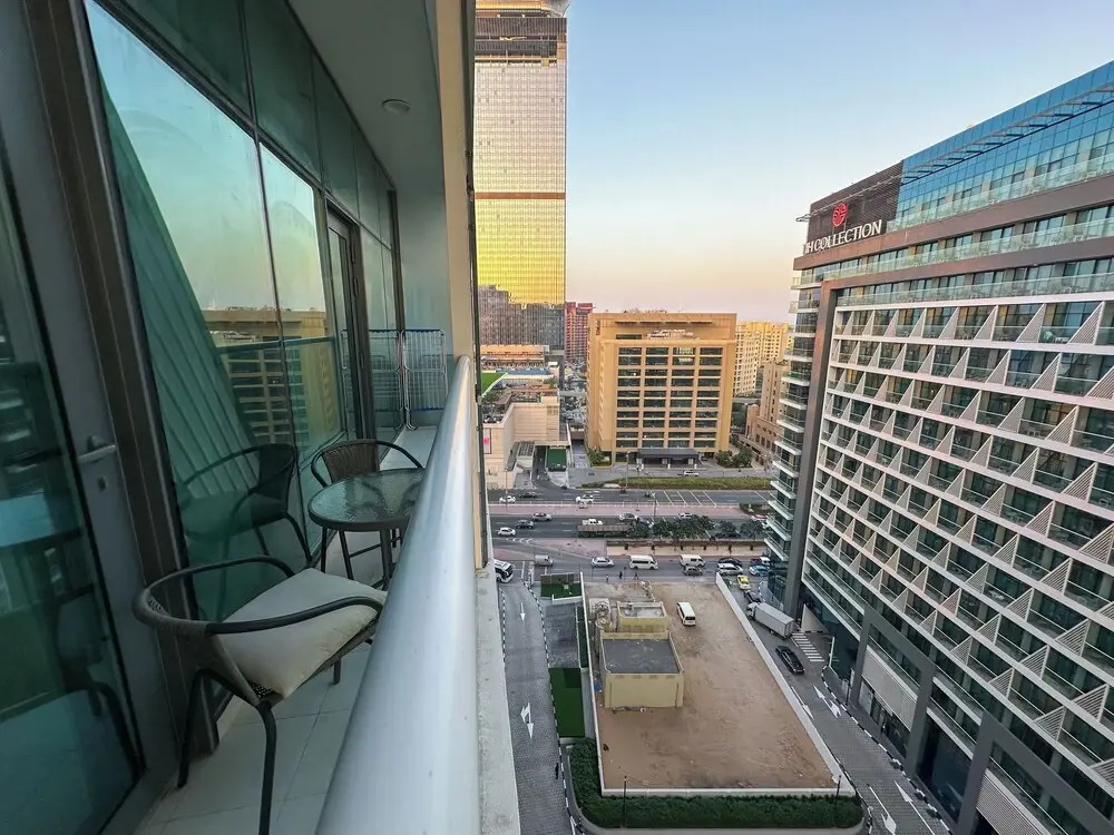 Seven Palm Apartments - Infinity Pool & Direct Beach Access