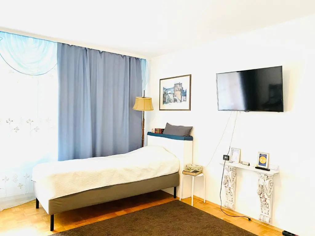 Welcome to Messe!!-Apartment&Balcony