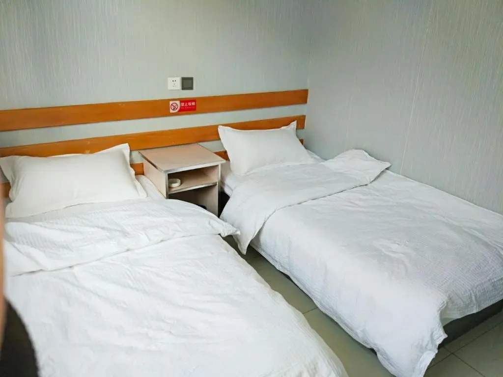Tianchi Youth Hostel