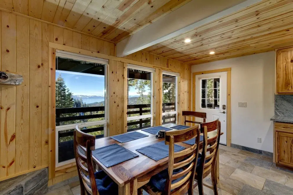 Tall Pine Chalet 3 Bedroom Home