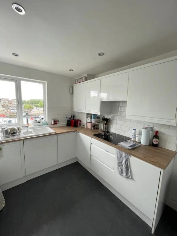 2BD Flat With Views of Canary Wharf - Rotherhithe