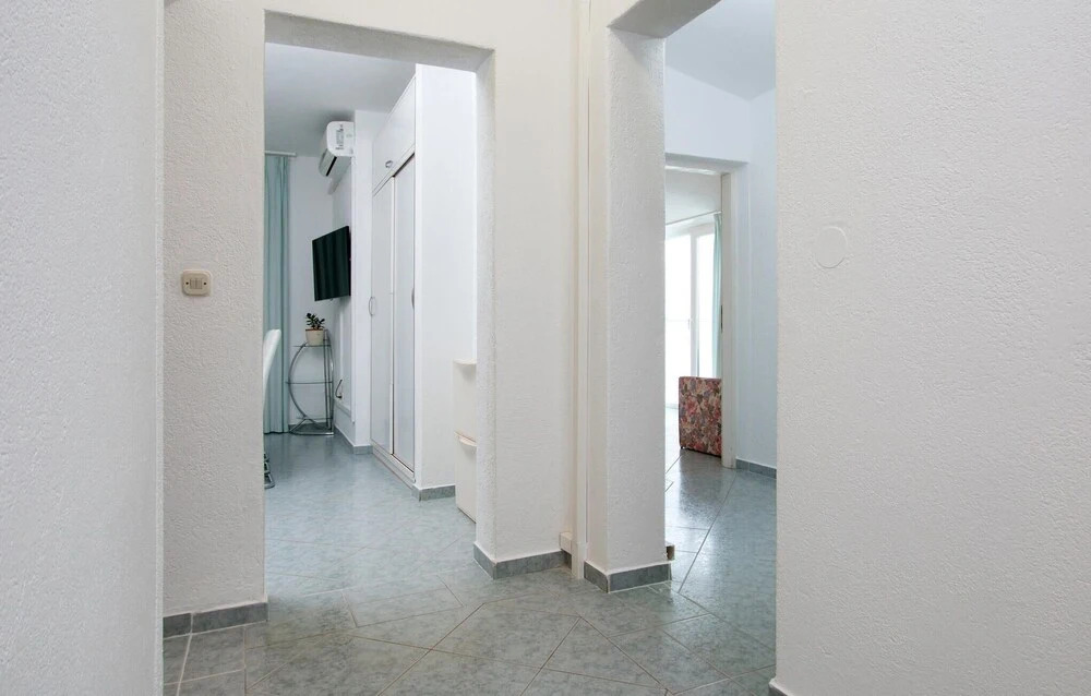 Awesome Home in Stinjan With Wifi and 1 Bedrooms