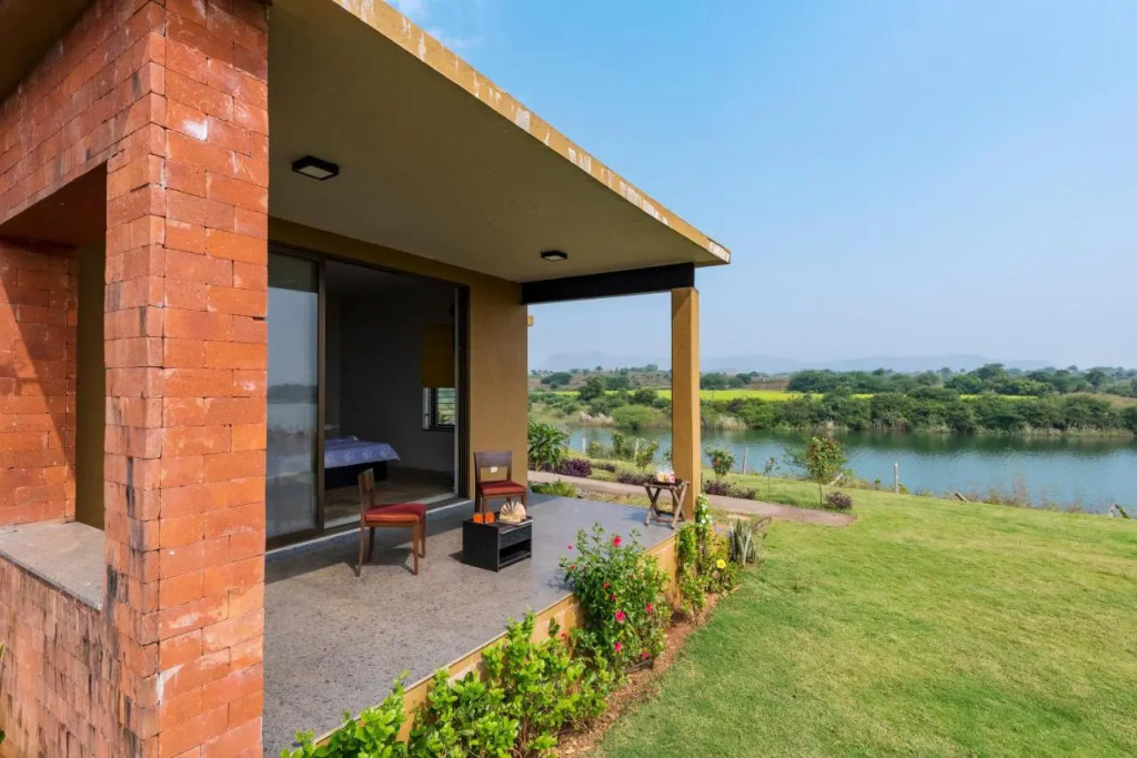 SaffronStays Rose Vineyard by the Lake