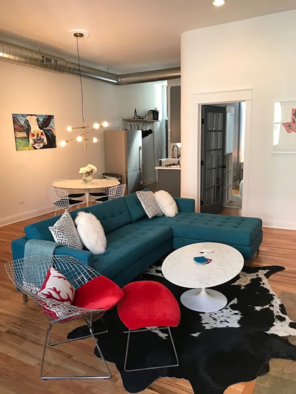 Chic Home! Walk to Nightlife-Comedy-Restaurants! by AllSet Turnover