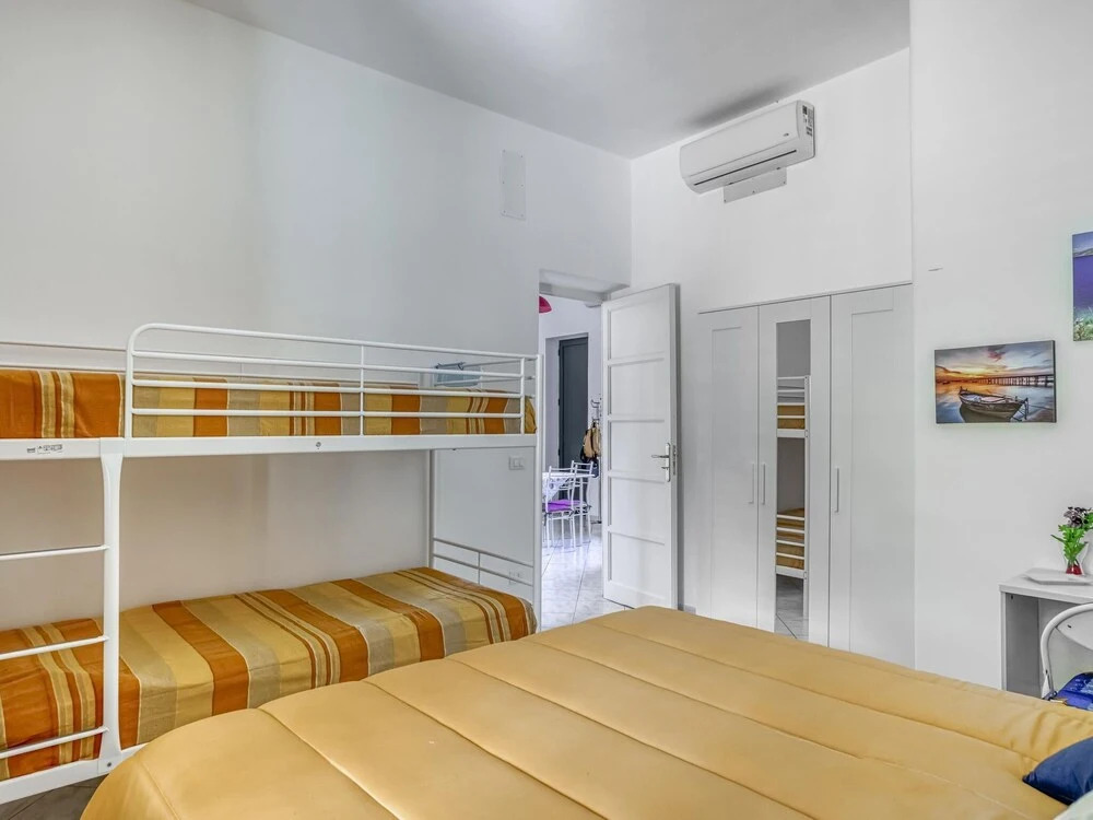 Beautiful Holiday Home in Palermo With Balcony and Netflix