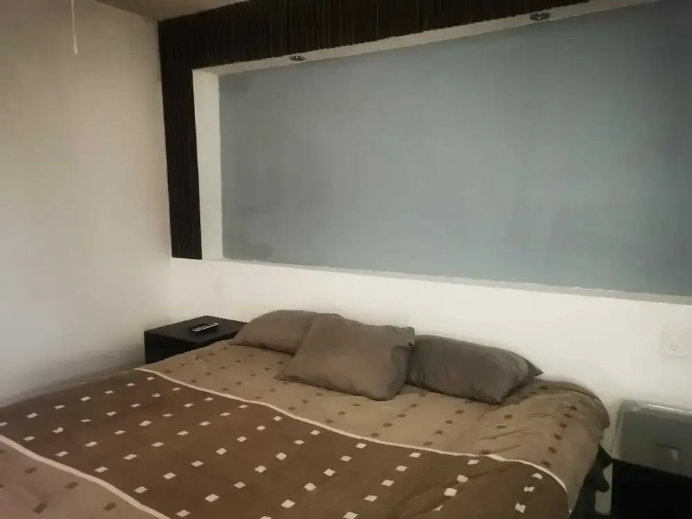 Rooms & suites