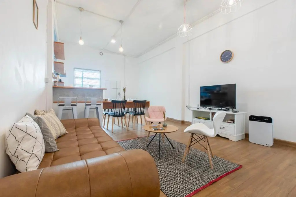 Cozy Home in Chiang Mai's Old City @550m to Prasingh Temple