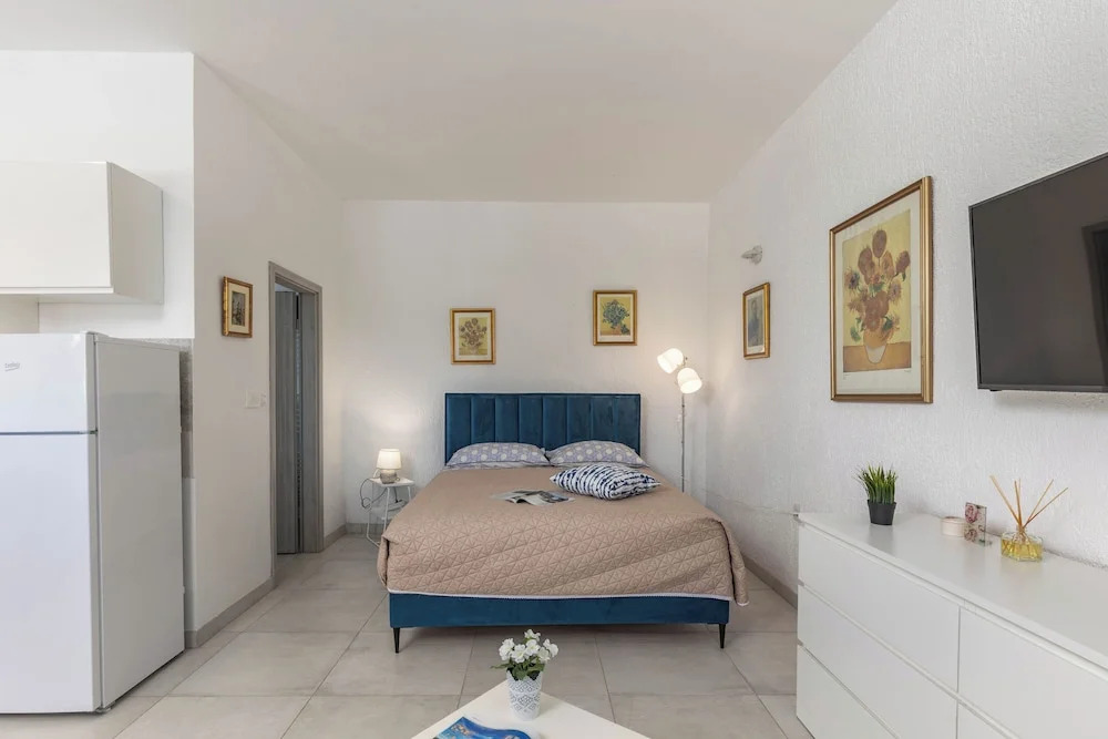 Holiday Home Sladonja Apartments