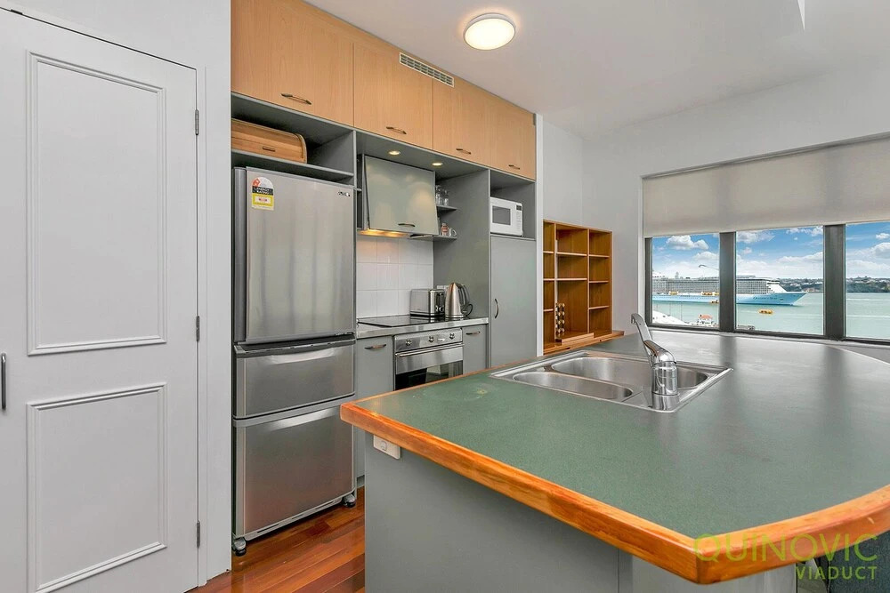 QV Waterfront City Centre Apartment -557