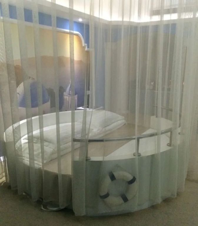 Lingge Hotel