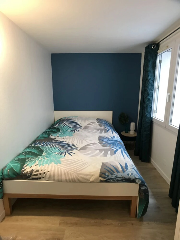 Bel Appartement Avec Cour Privative
