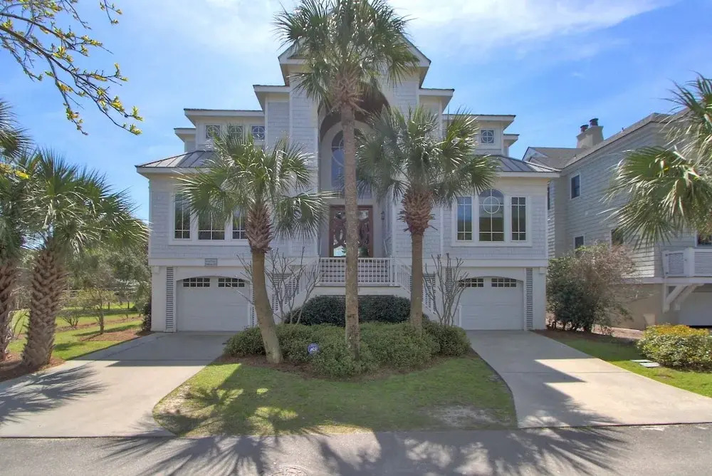 33 Dune Lane