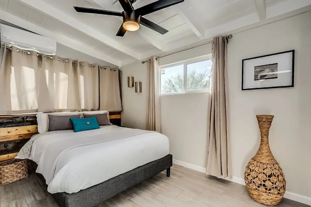 Chic Duplex in Tucson 1 of 2