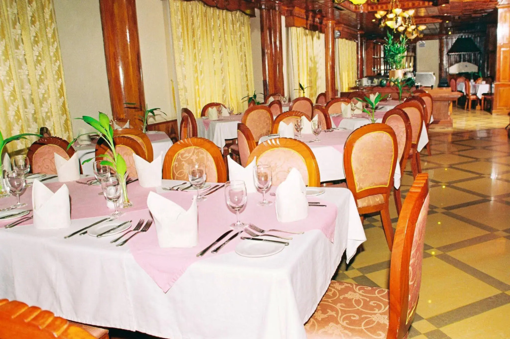 Majestic Oriental Hotel