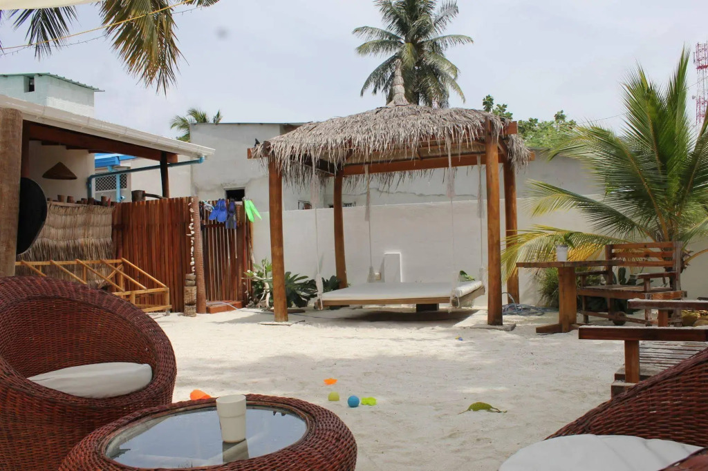 Faima Fishing Lodge at Daravandhoo
