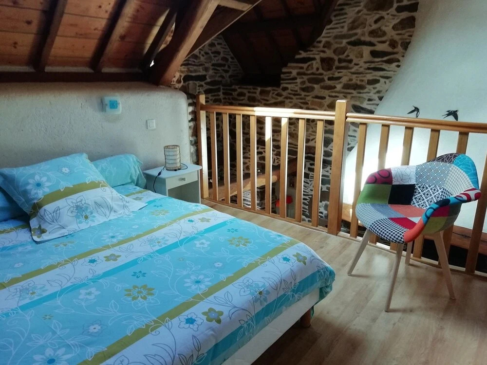 House With 3 Bedrooms in Le Cloître-saint-thégonnec, With Furnished Te