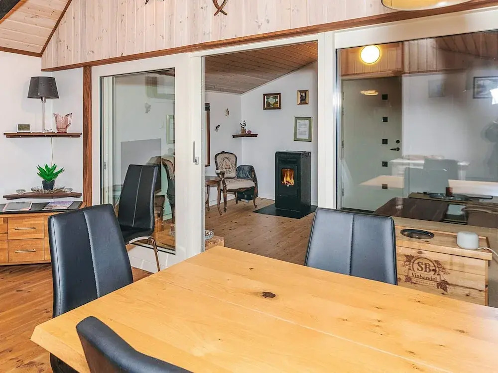 8 person holiday home in Farsø