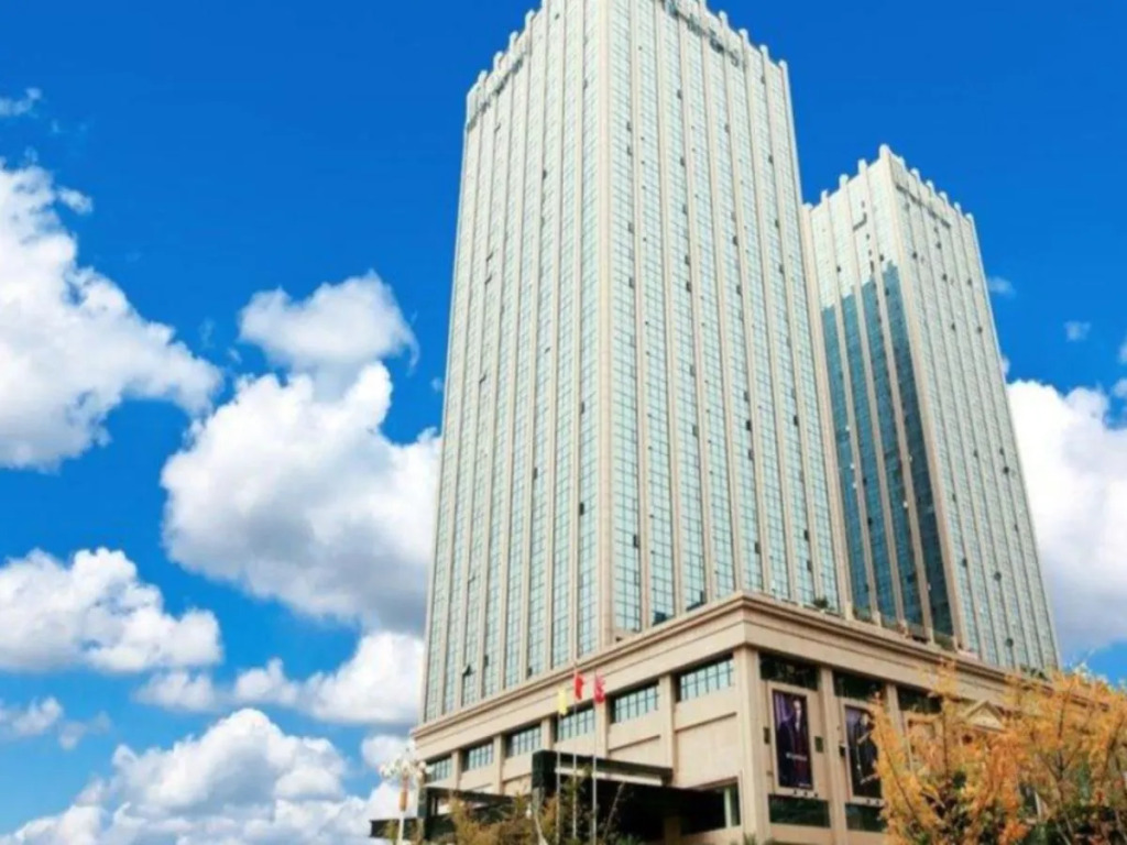 Fortune International Hotel