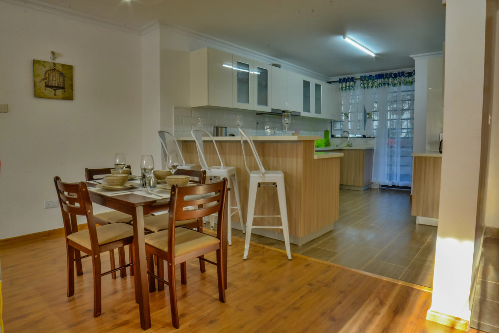 Edmor Residences Riverside