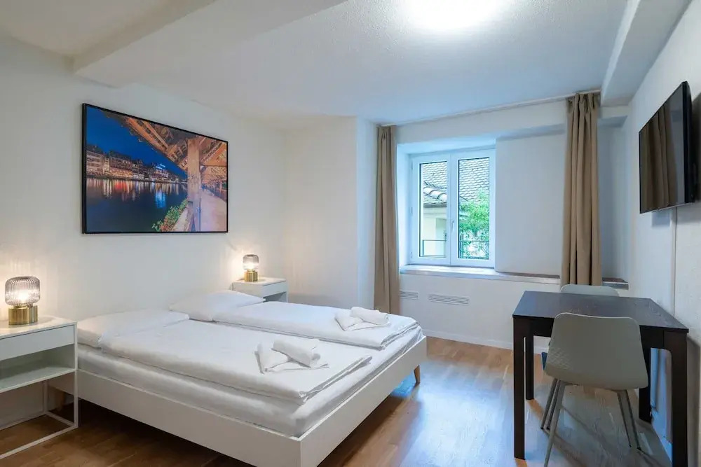 HITrental Old Town Apartments