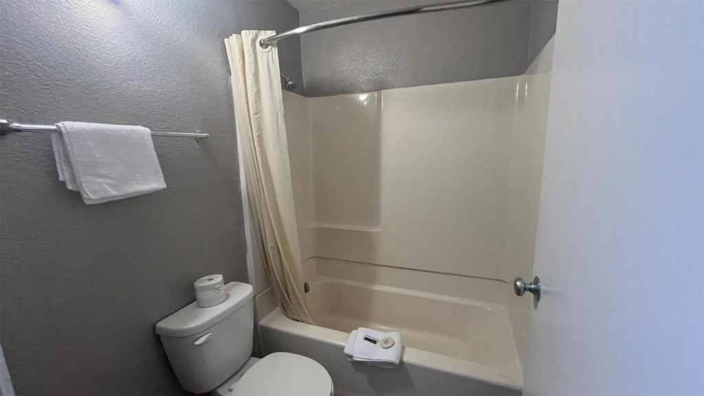 Motel 6 Modesto, CA