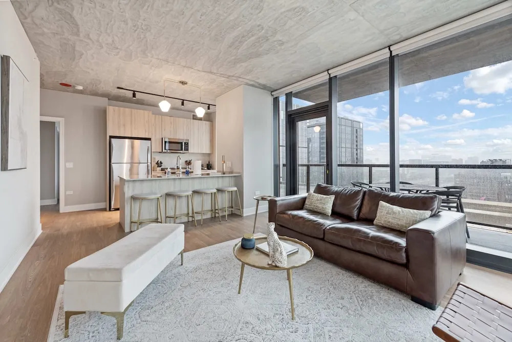 West Loop Group Hub 3 Modern 2BR Apartments