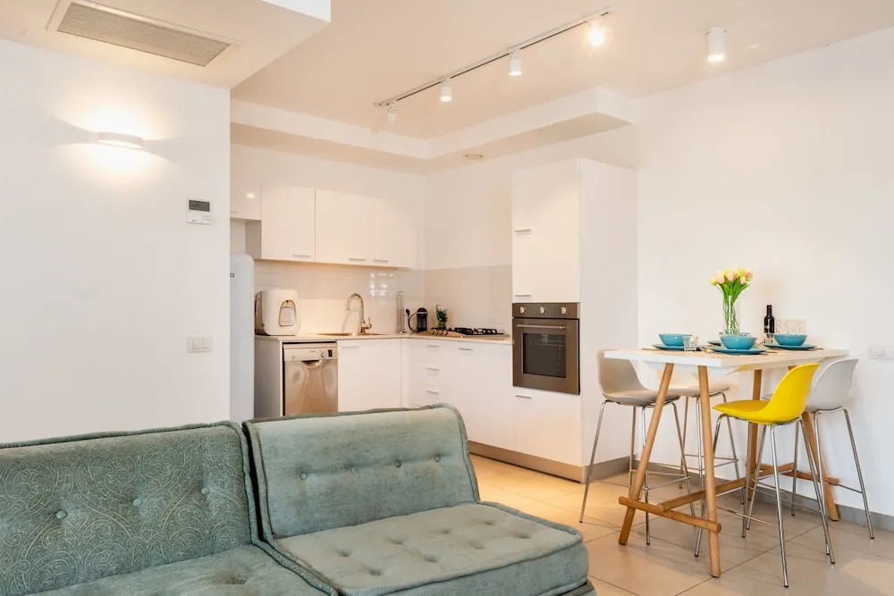 1Bd W/Balcony Near Rothchild By Sea N' Rent