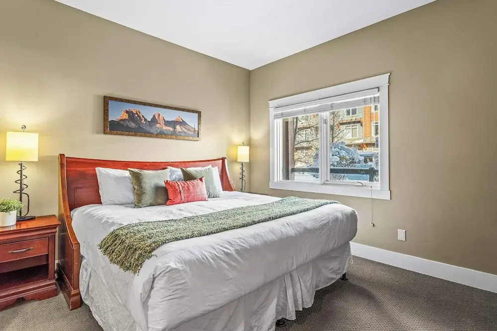 2 Bedroom Condo .Pool .Hot Tub .Gym .Spa