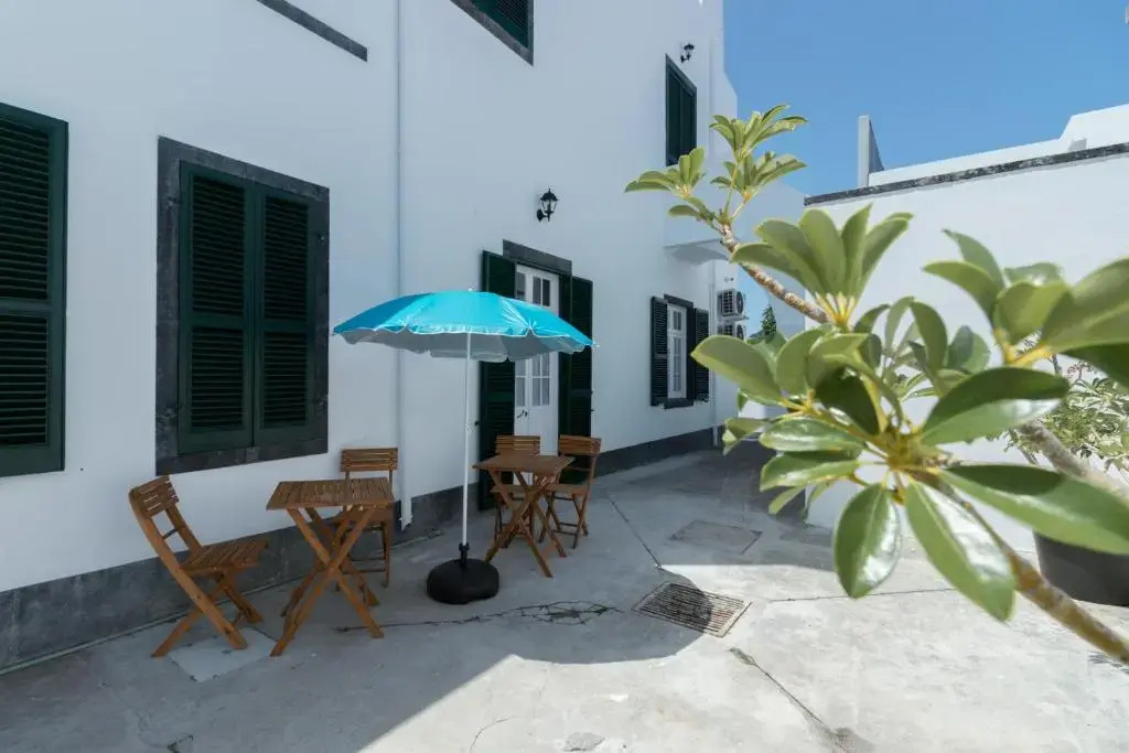 Lagoa Hostel & Suites