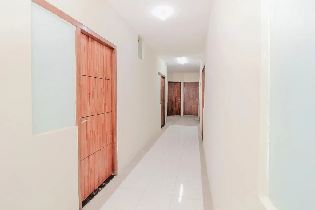 OYO 168 K-15 Residence