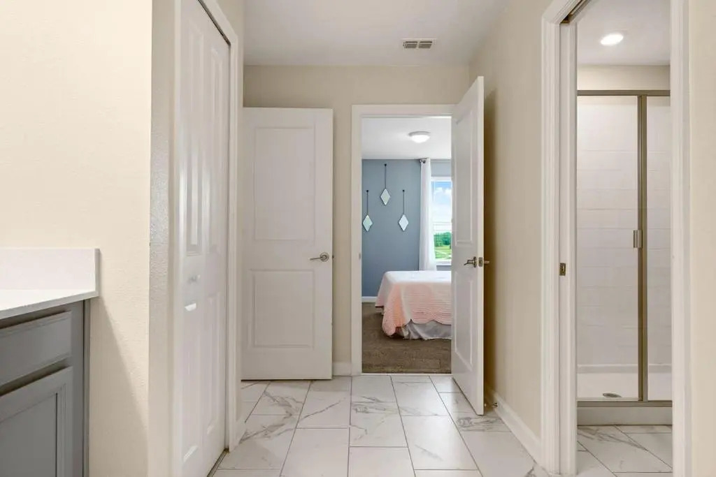 Come to Stay a FEW Miles to Disney Large Pool Home Sleep 36